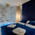 아파트 Luna Luksusowy Z Jacuzzi Na Mazurach