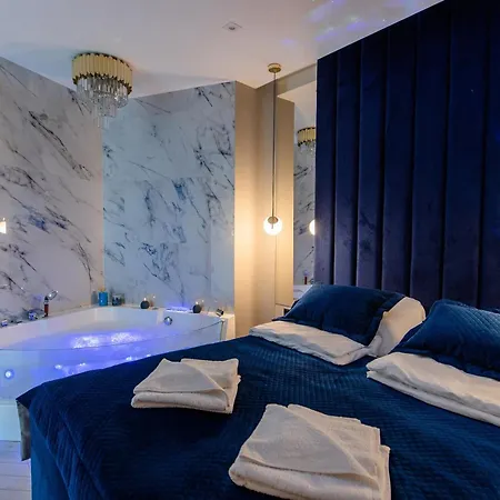 Luna Z Jacuzzi Premium Na Mazurach Ełk